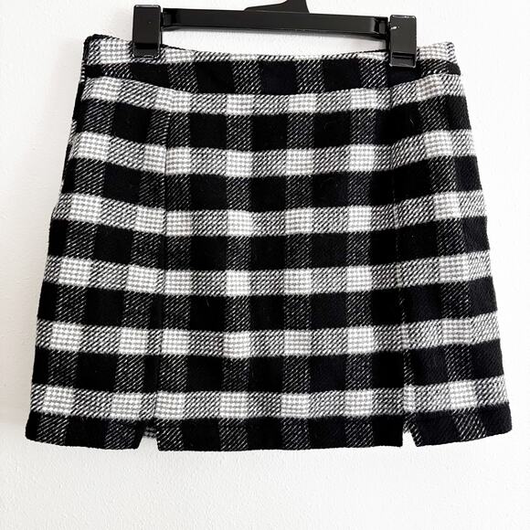 Fashion on Earth Plaid Black/White Mini Skirt Sz L Mid Mod 90's Y2K Preppy Warm - Picture 1 of 11